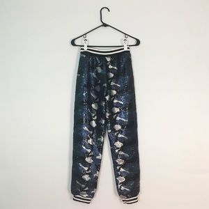 Topshop Pants - NWT Topshop Sequin Camo Joggers Navy Silver 4 Topshop Pants - NWT Topshop Sequin Camo Joggers Navy Silver 4
